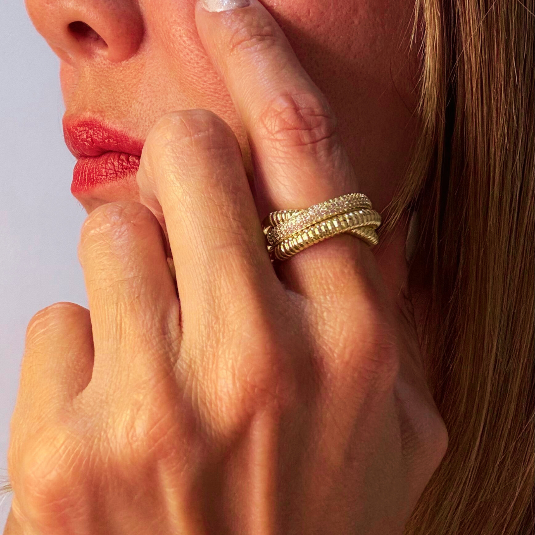 Anillo Entrelazado