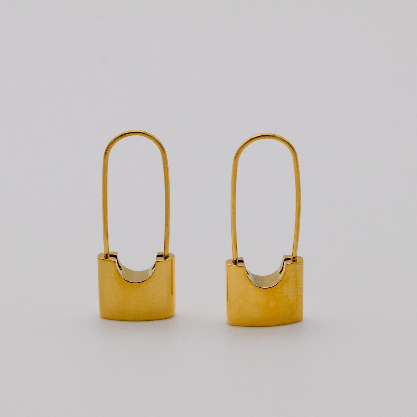 Aretes Candado