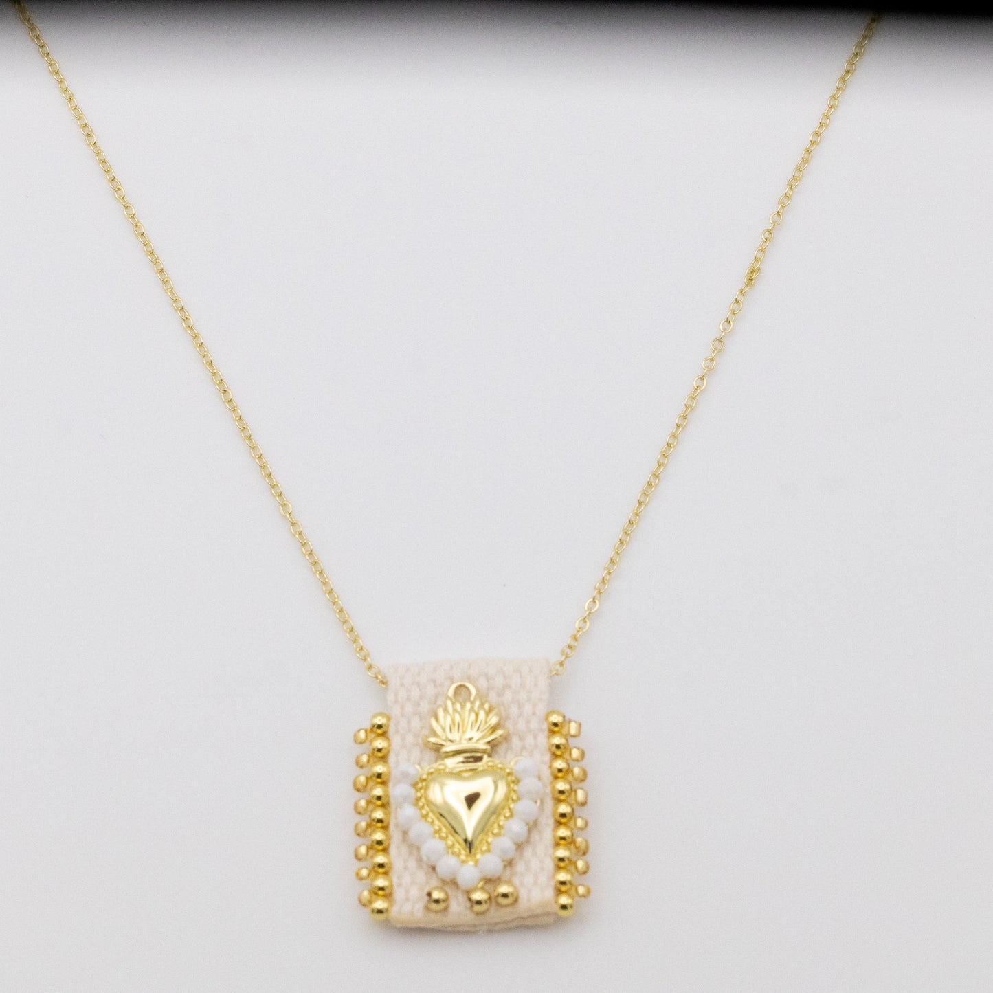 Collar Flame Escapulario