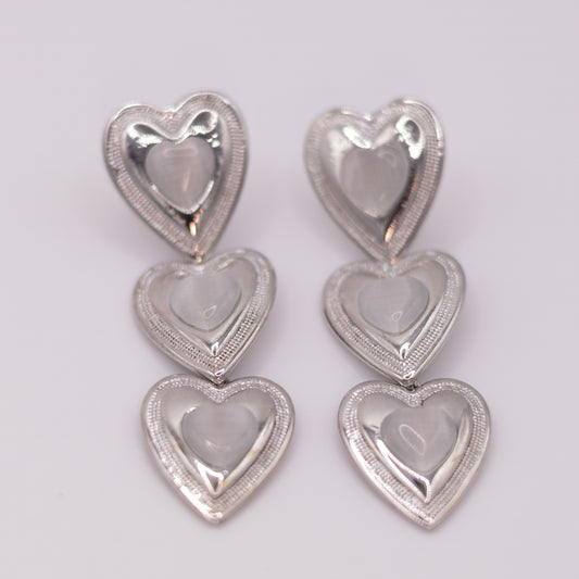 Aretes Elara